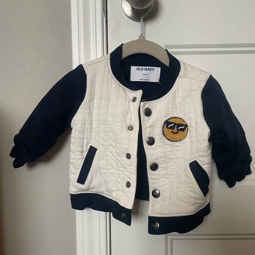 3/$20 Old Navy Kids Navy and Cream Jacket